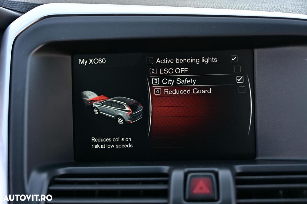 Volvo XC 60 D4 Geartronic Summum - 38