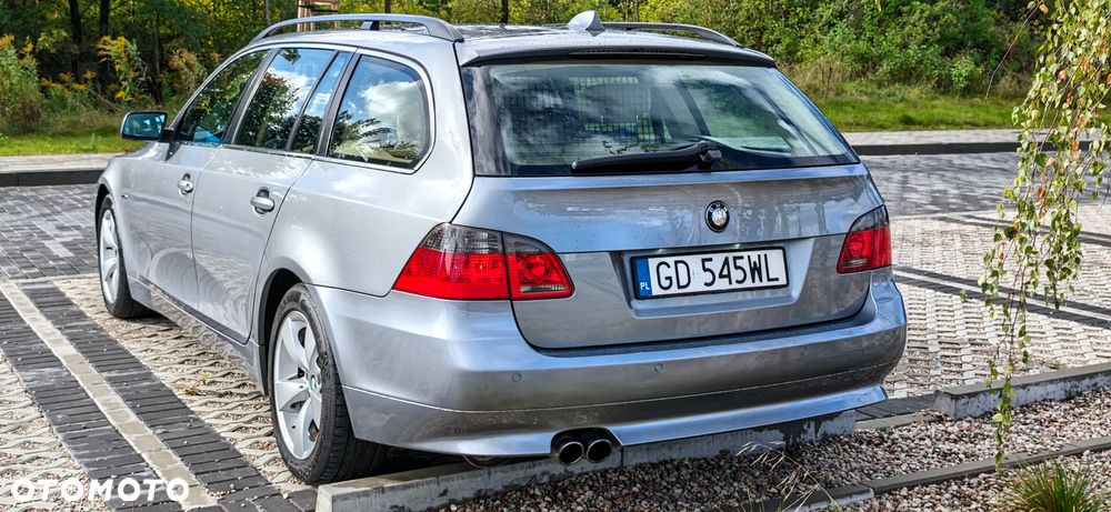 BMW Seria 5 545i - 10