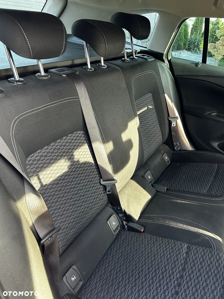 Opel Astra IV 1.6 CDTI Enjoy - 20