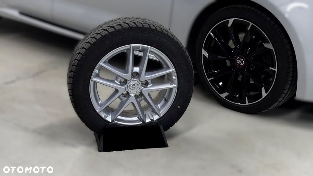 Toyota Corolla 1.8 GR Sport - 29