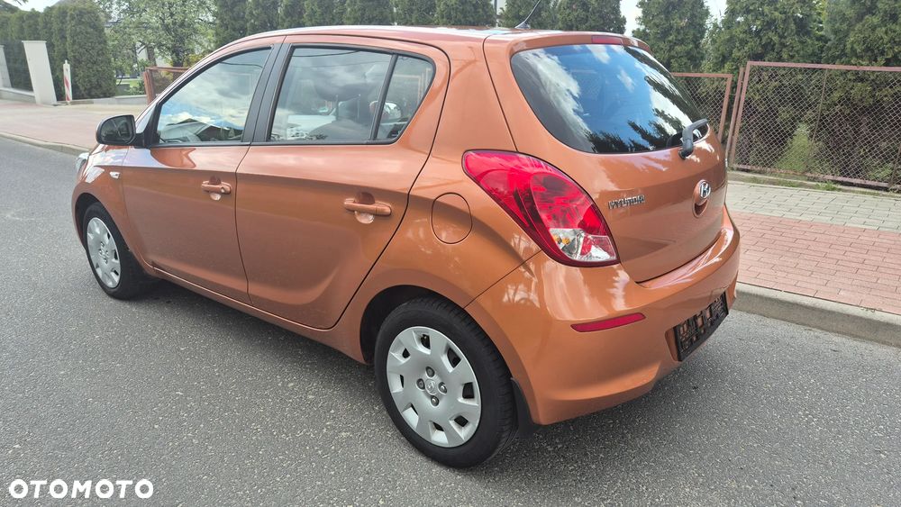 Hyundai i20 1.25 Classic + - 9
