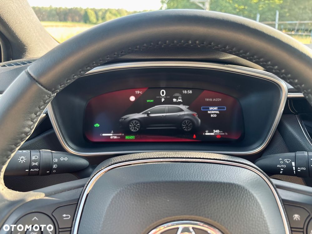 Toyota Corolla 1.8 Hybrid Style - 29