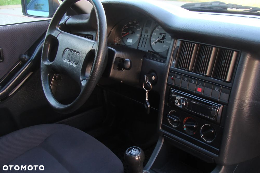 Audi 80 2.0 E - 11