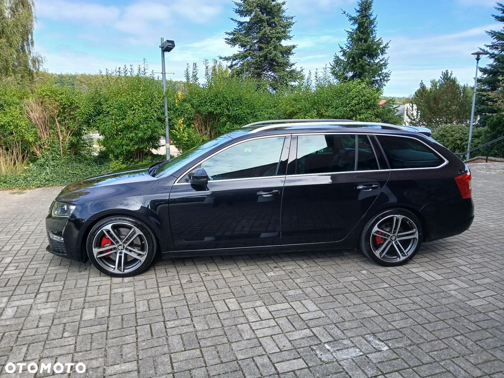 Skoda Octavia 2.0 TDI RS - 33