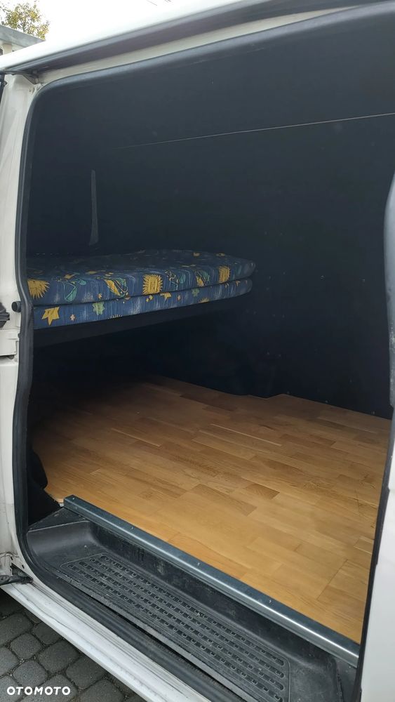 Volkswagen TRANSPORTER - 12