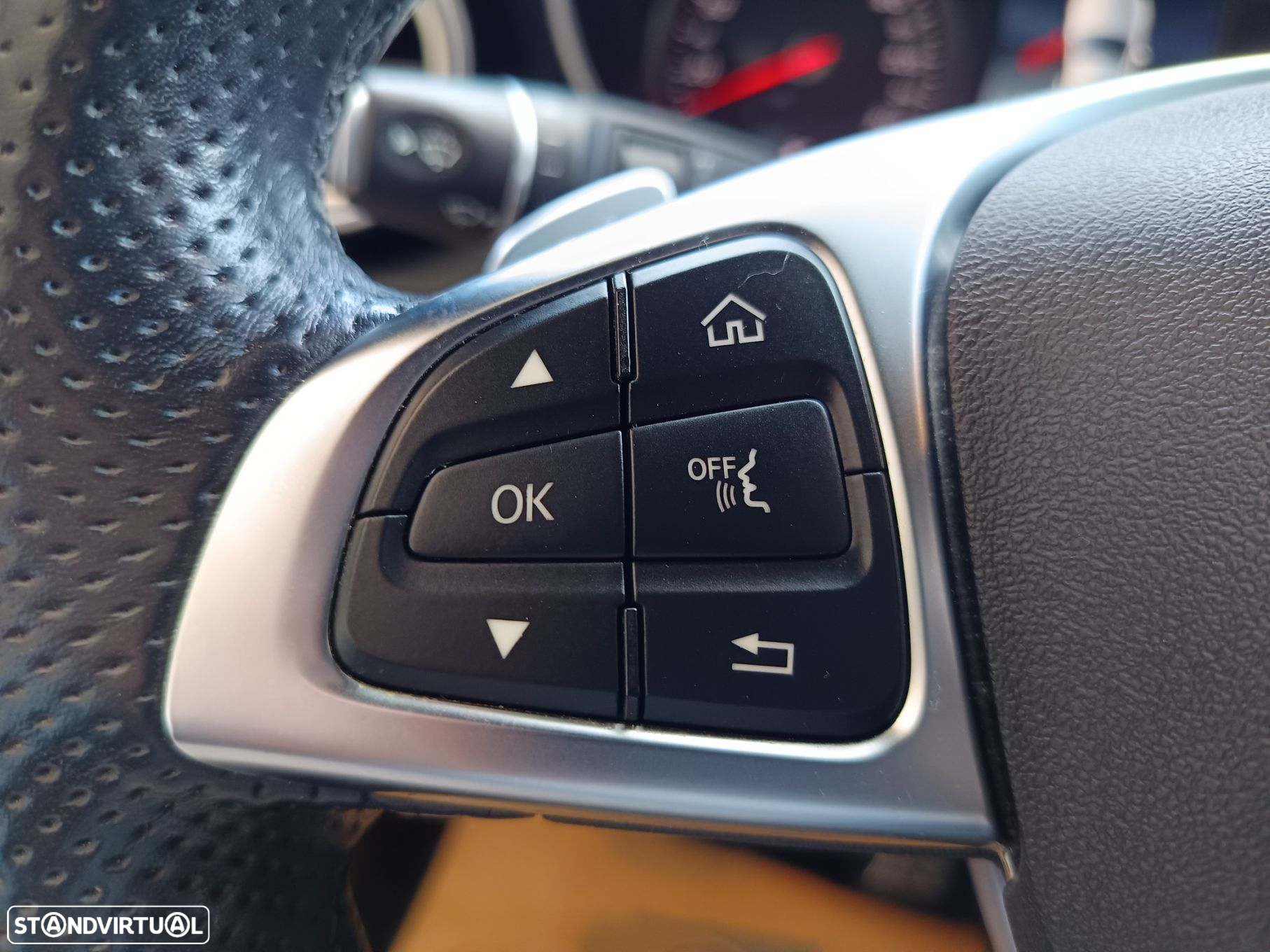 Mercedes-Benz GLC 250 d AMG Line 4-Matic - 13