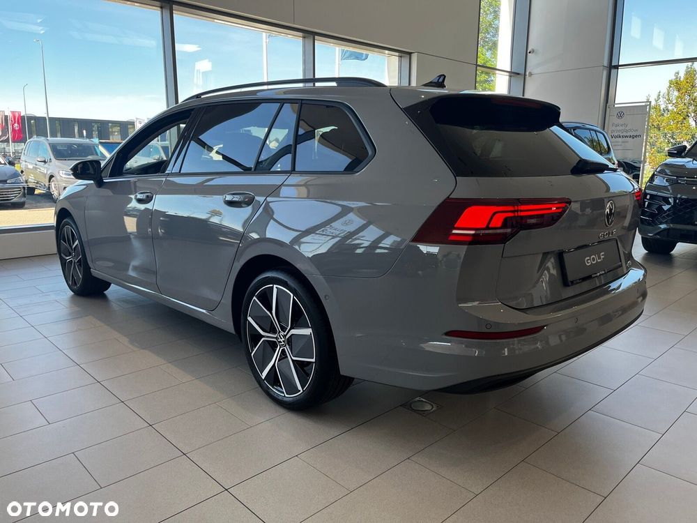 Volkswagen Golf - 5