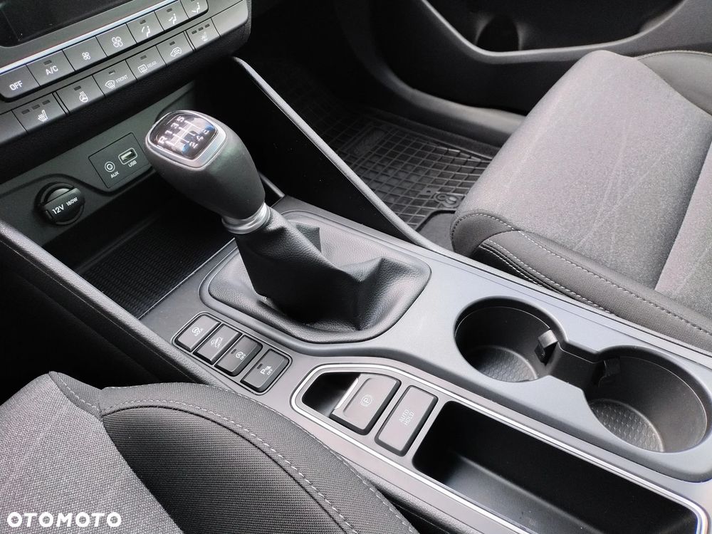 Hyundai Tucson 1.6 GDi Comfort 2WD - 22