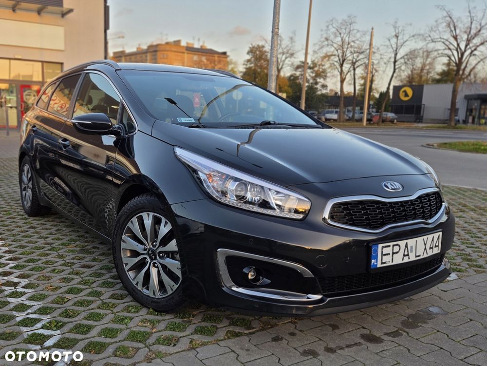 Kia Ceed - 1