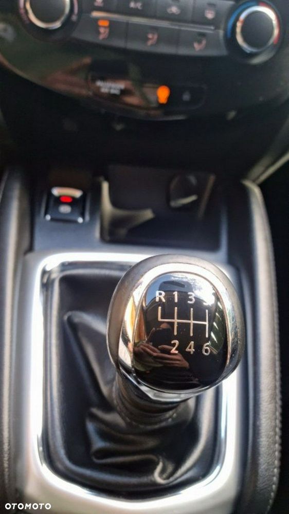 Nissan Qashqai - 15