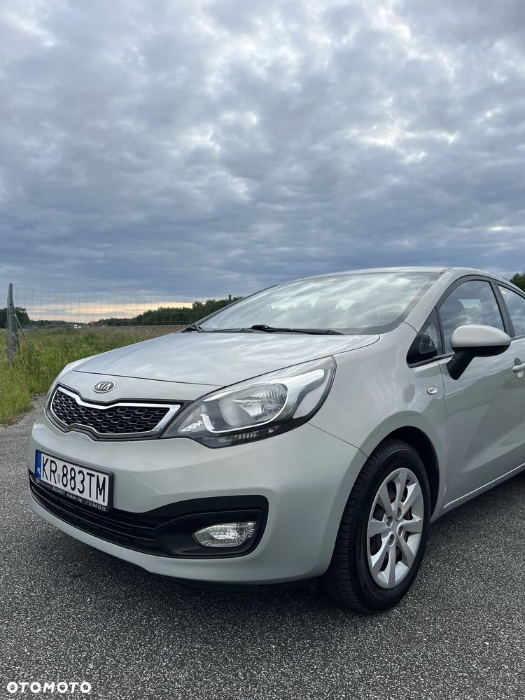 Kia Rio - 6