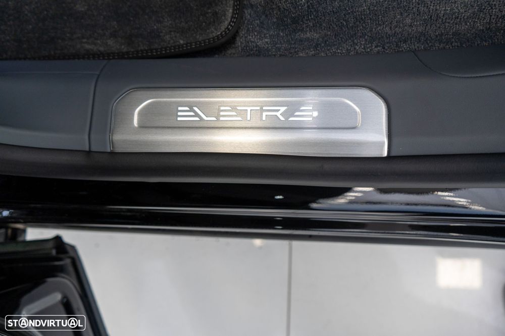 Lotus Eletre 900 Sport Carbon - 22