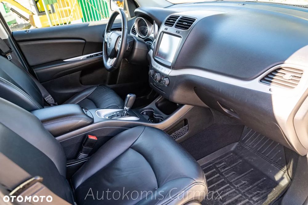 Dodge Journey - 11