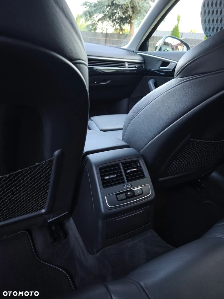 Audi A4 Avant 2.0 TDI S tronic - 8