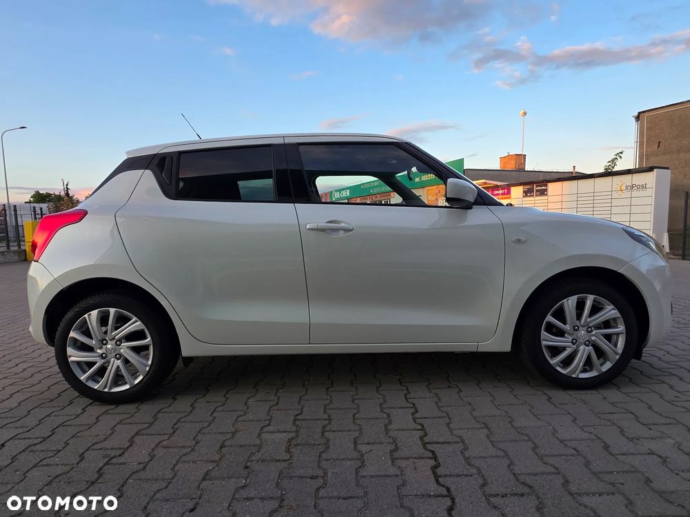 Suzuki Swift 1.2 Dualjet SHVS Premium CVT - 7
