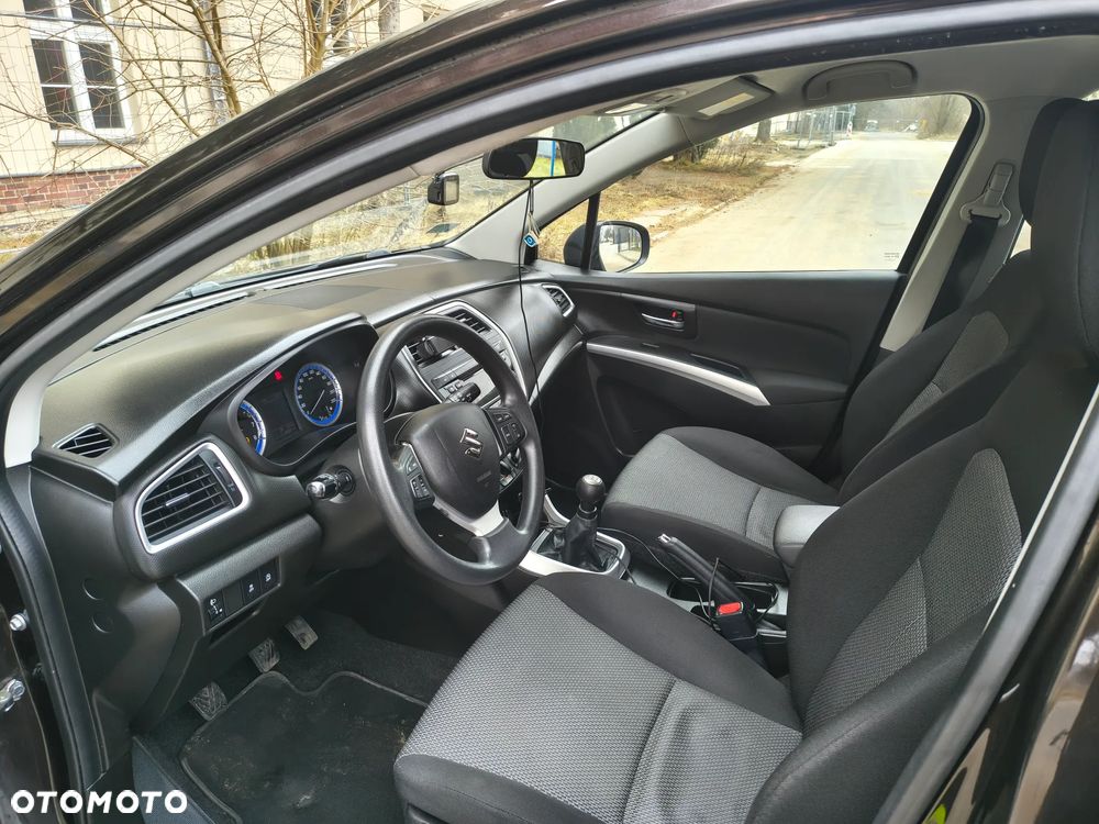 Suzuki SX4 S-Cross 1.6 VVT 4x2 Comfort - 8
