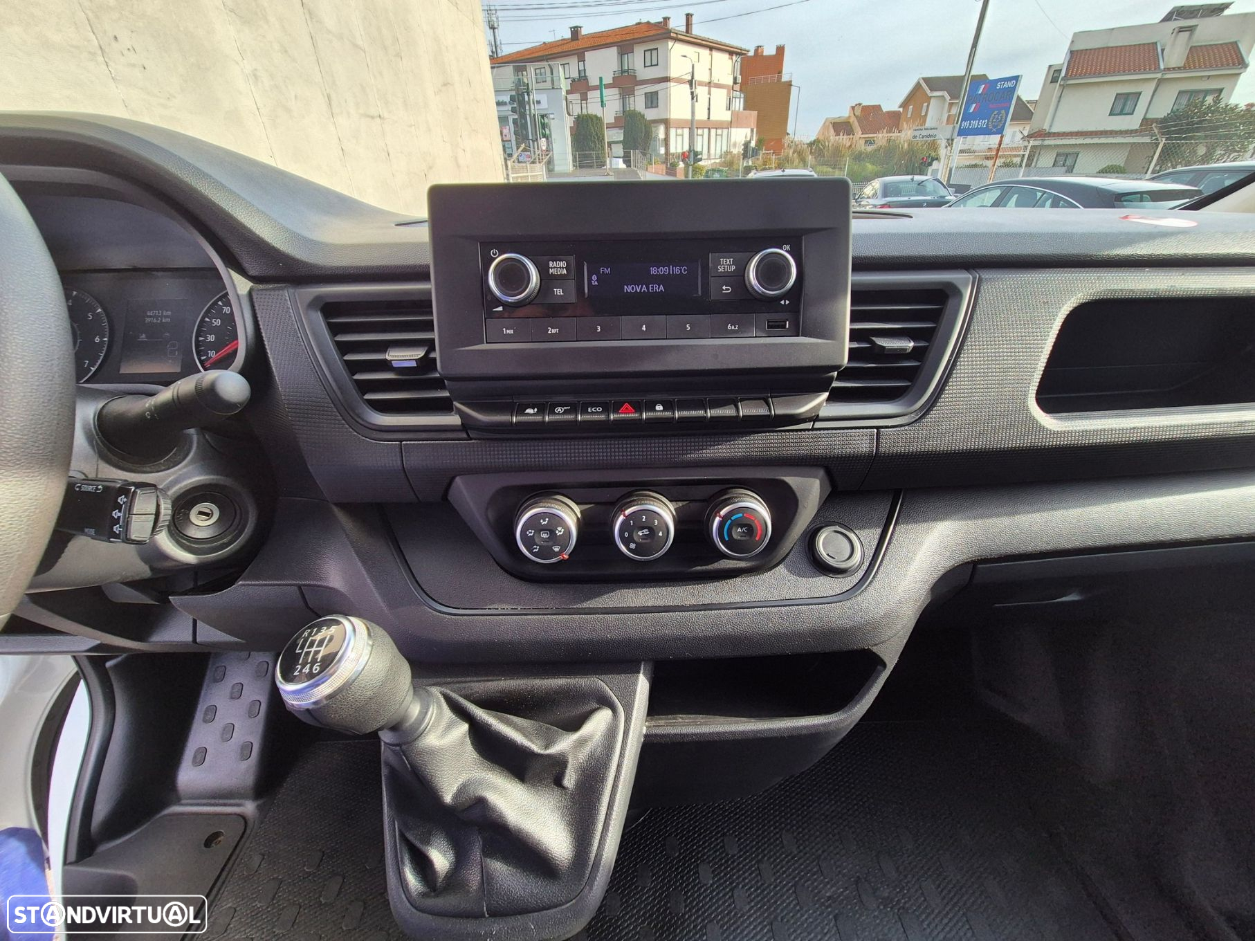 Renault Trafic 2.0 Blue dCi L1H1 - 10