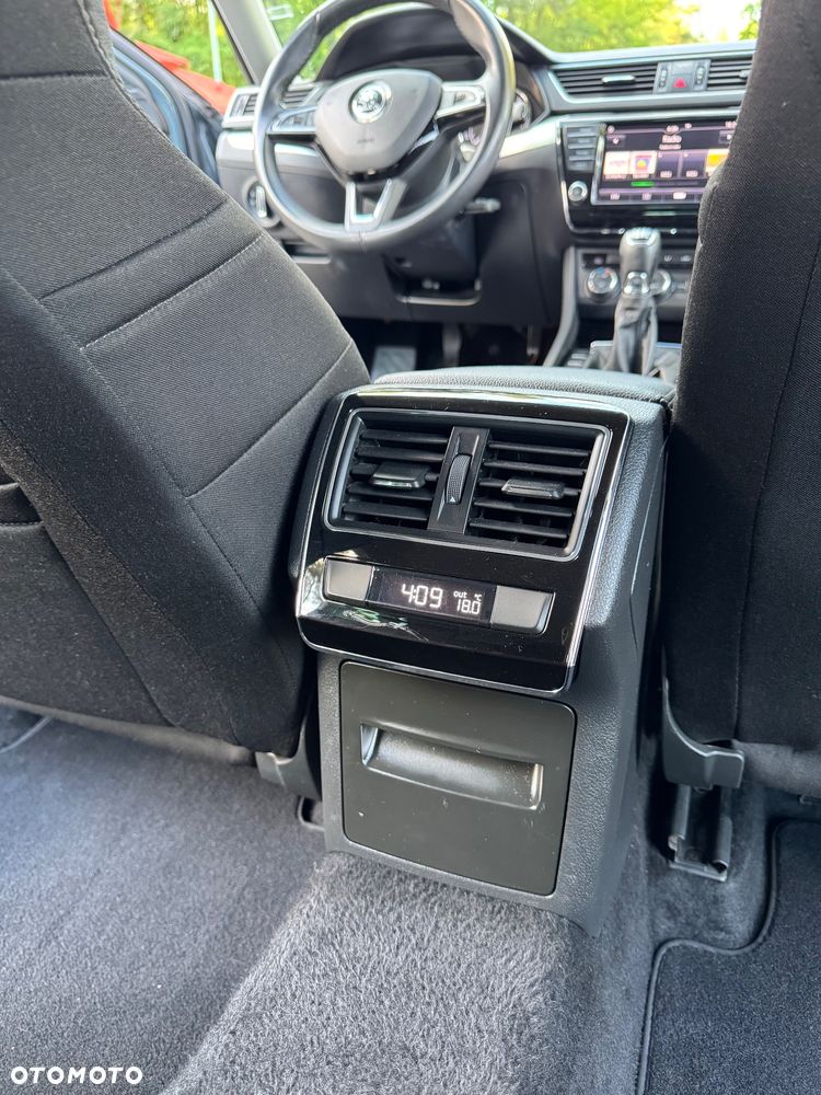 Skoda Superb 1.6 TDI GreenLine - 18