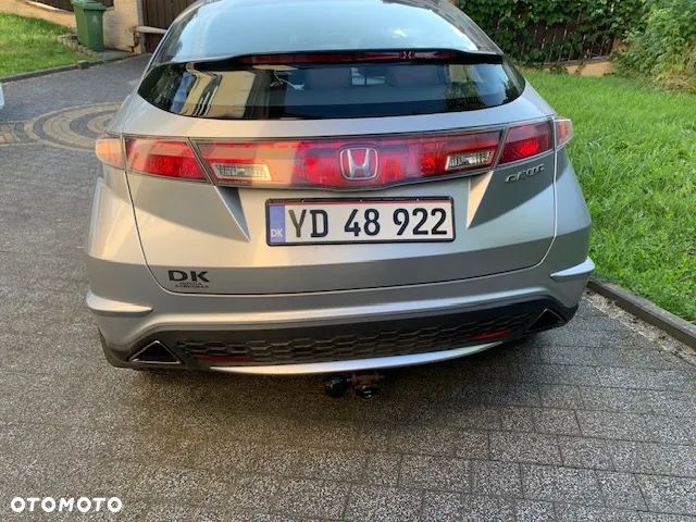 Honda Civic 1.8 Sport - 11