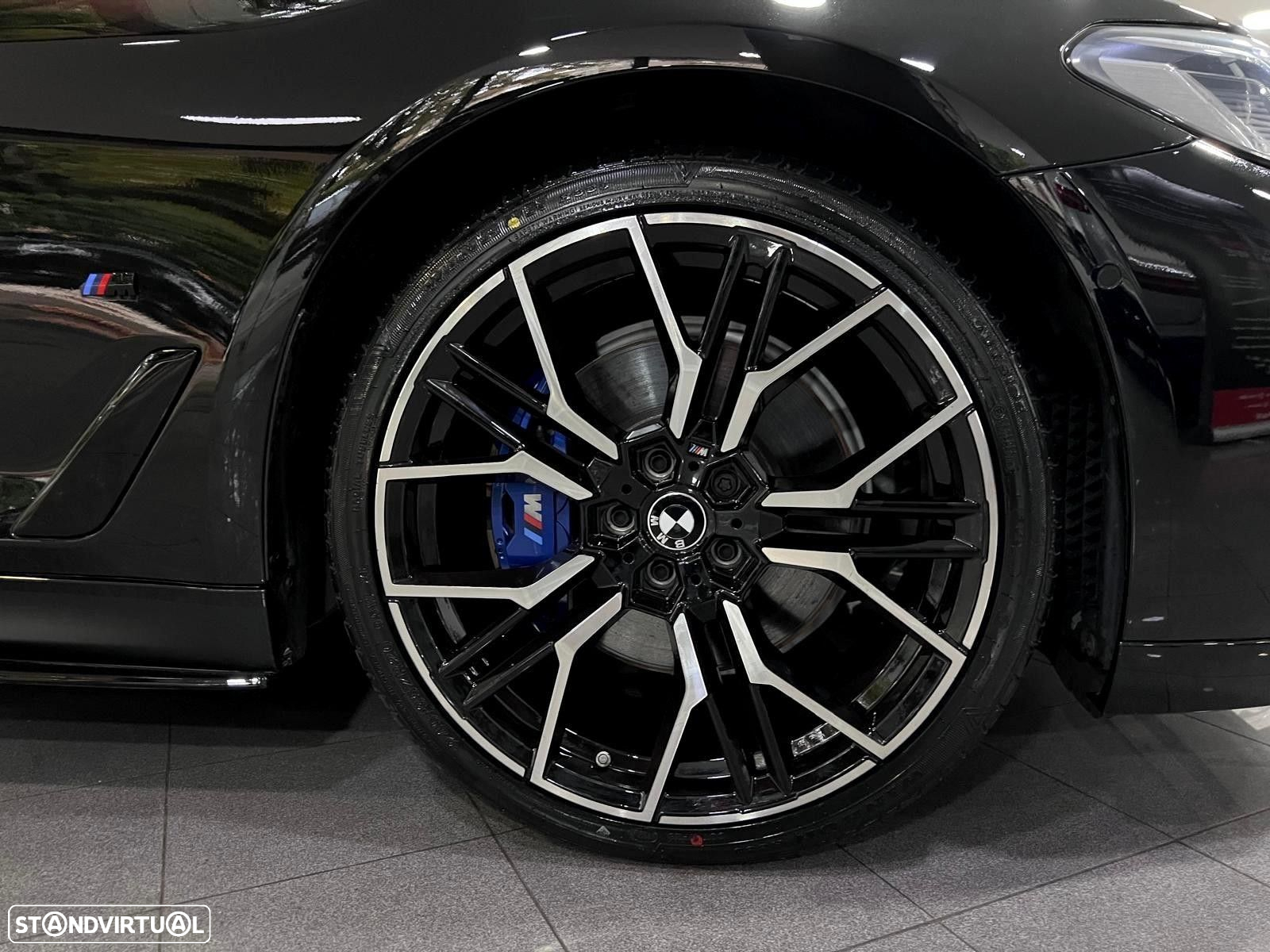 BMW 530 e Pack Desportivo M - 5