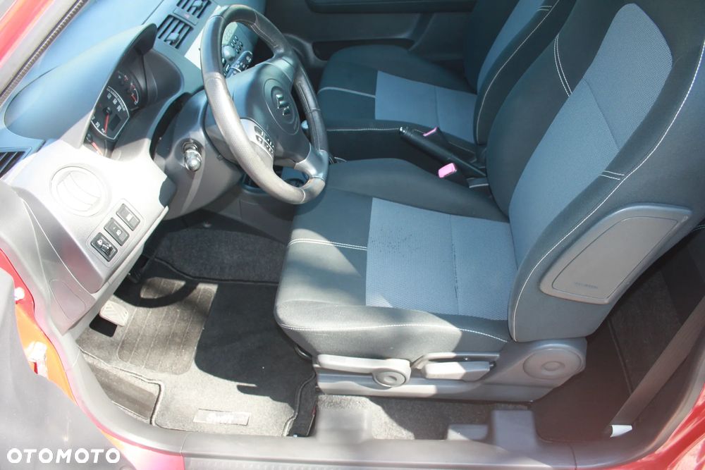 Suzuki Swift 1.3 Sunlight Edition - 8