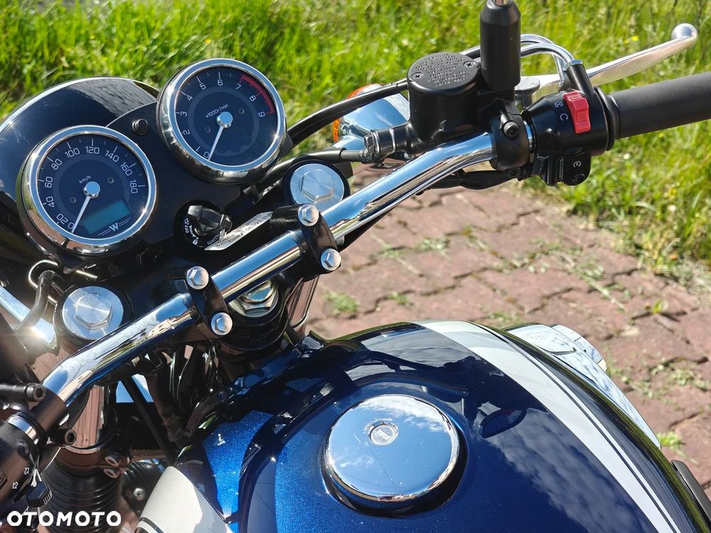 Kawasaki Inny - 32