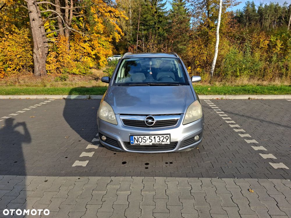 Opel Zafira 2006 photo 2