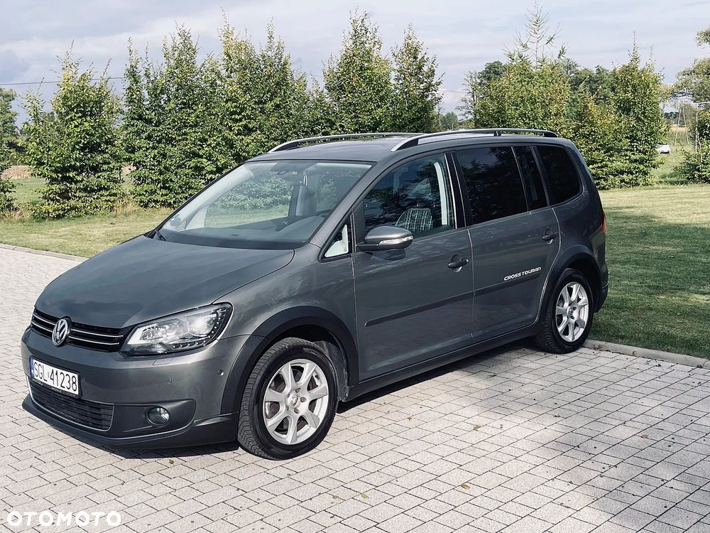 Volkswagen Touran 1.4 TSI DSG Cross - 8
