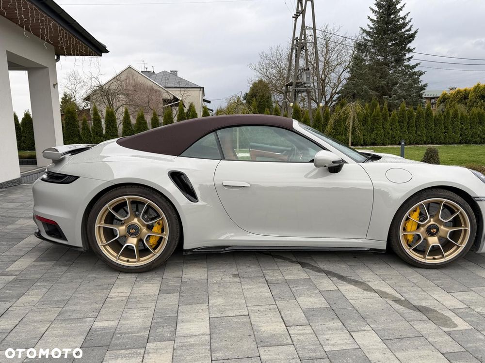 Porsche 911 Turbo S - 4