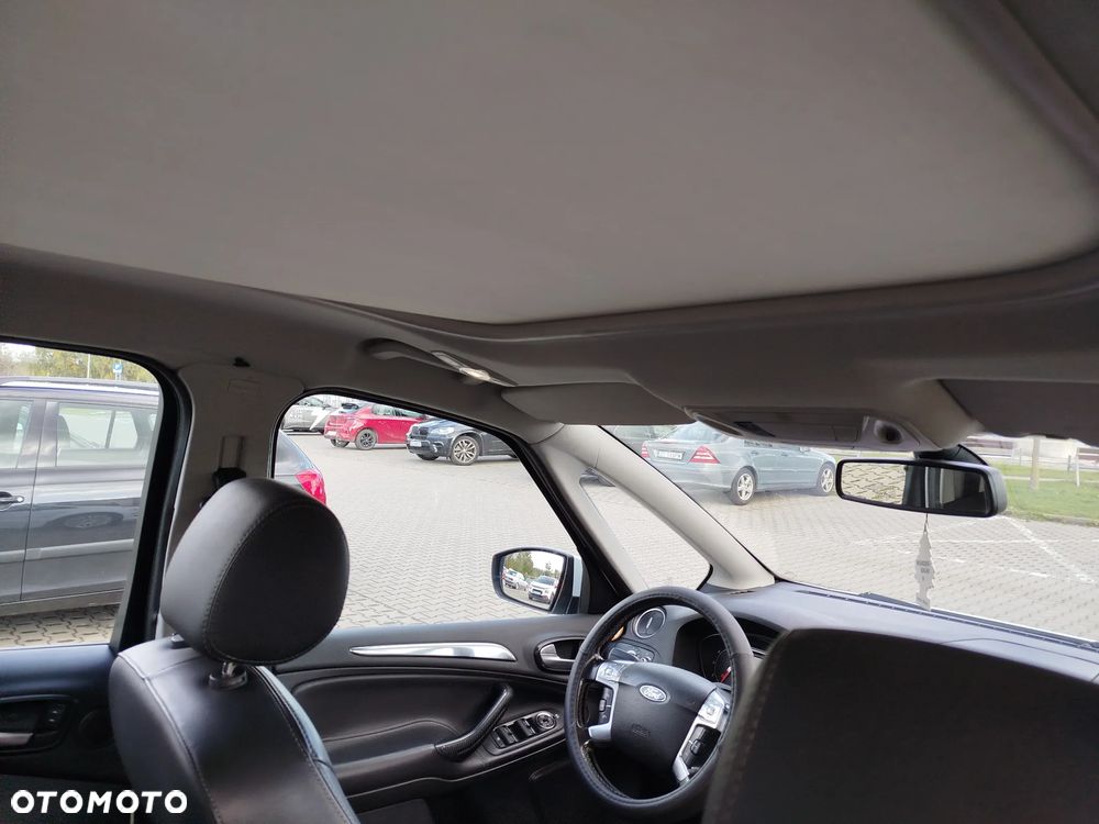 Ford S-Max 2.0 TDCi DPF Titanium - 32