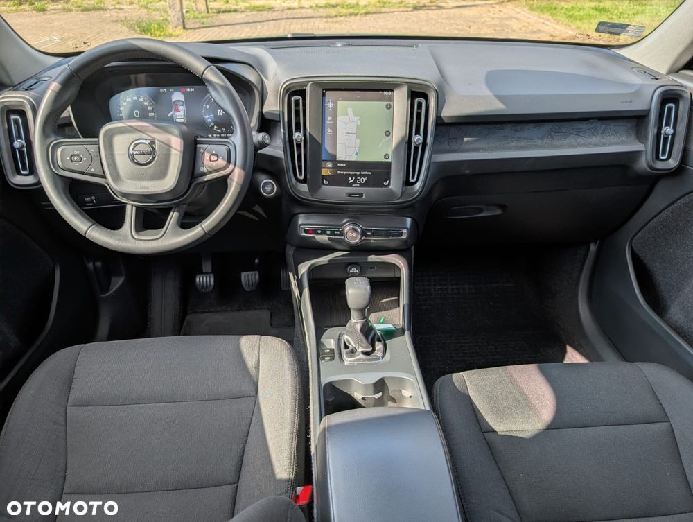 Volvo XC 40 T3 - 17
