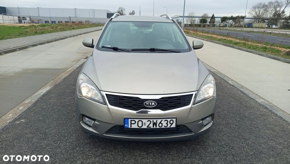 Kia Ceed 1.4 Comfort + - 17