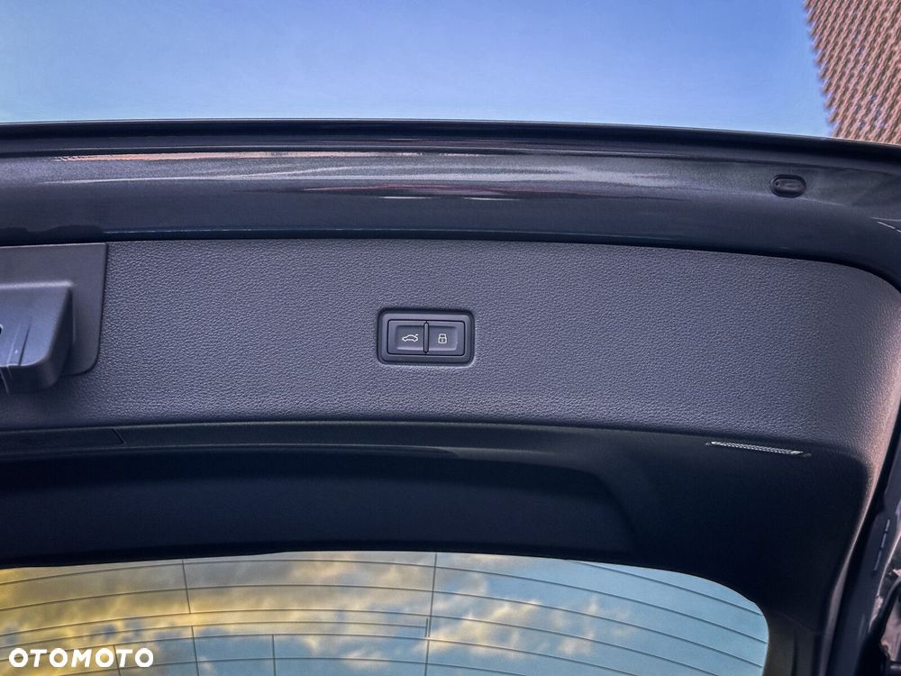 Audi Q8 - 9