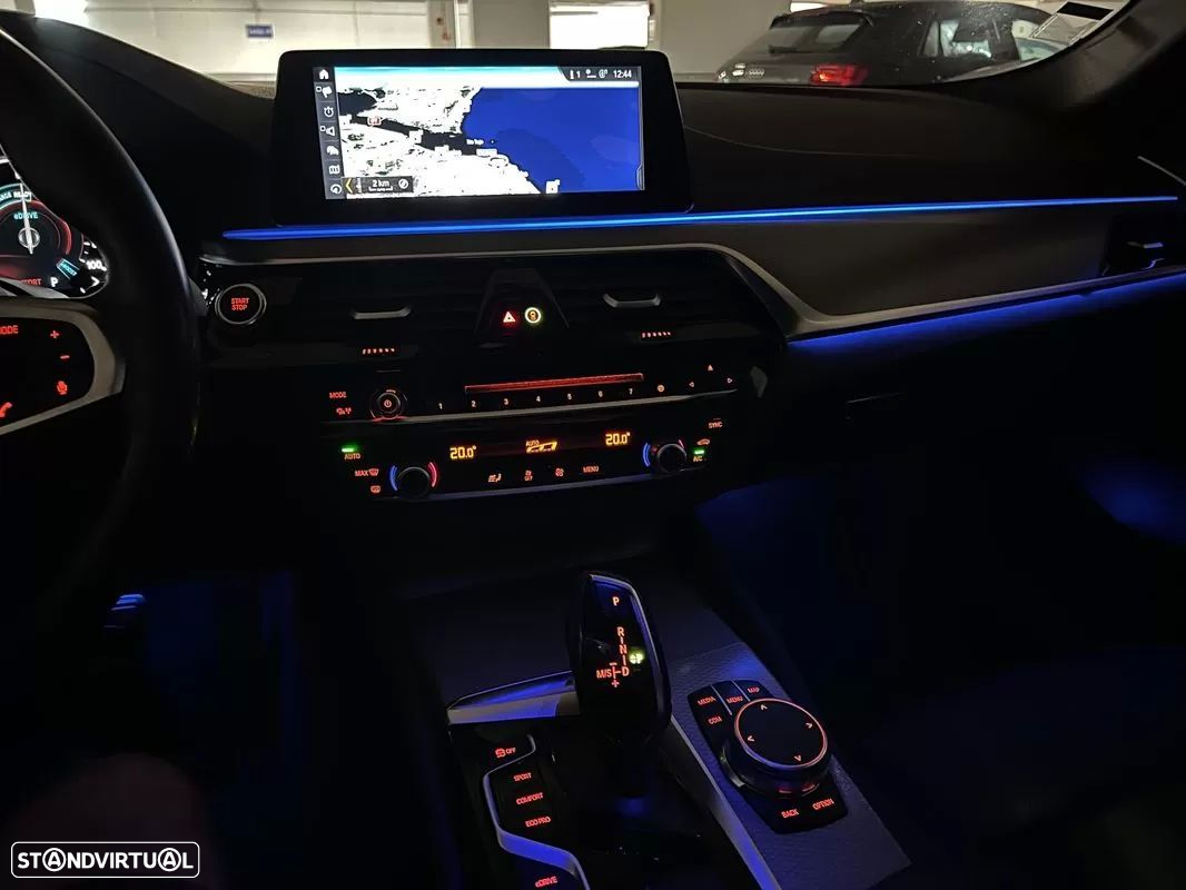 BMW 530 e iPerformance Pack M - 54