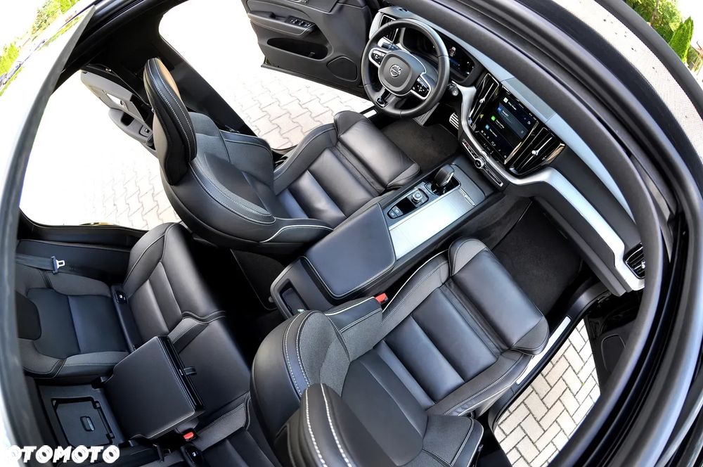 Volvo XC 60 B4 D AWD Geartronic RDesign - 20
