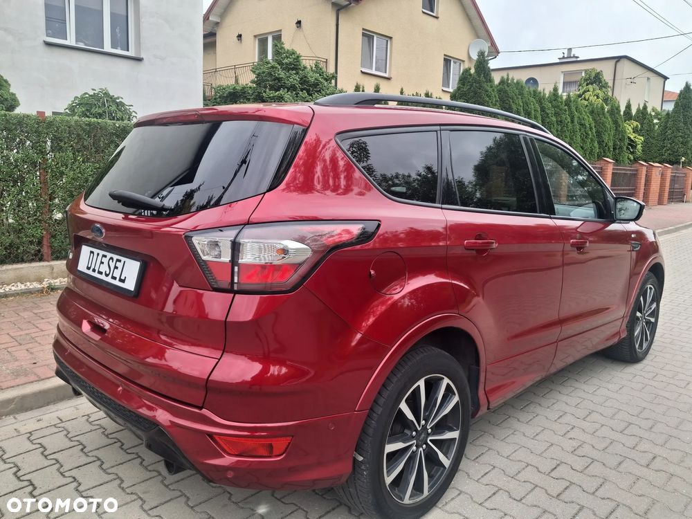 Ford Kuga 1.5 TDCi 2x4 ST-Line - 9