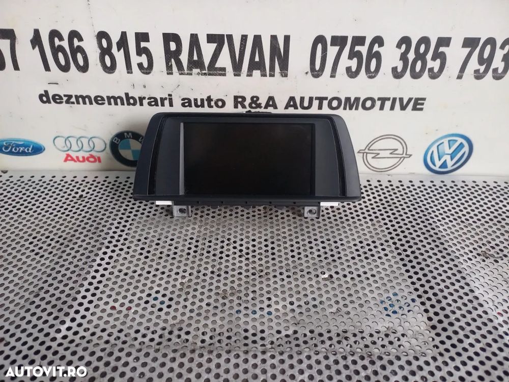 Display Radio Cd Navigatie Bmw F30 F31 Cod  Dezmembrez - Dezmembrari Arad - 1