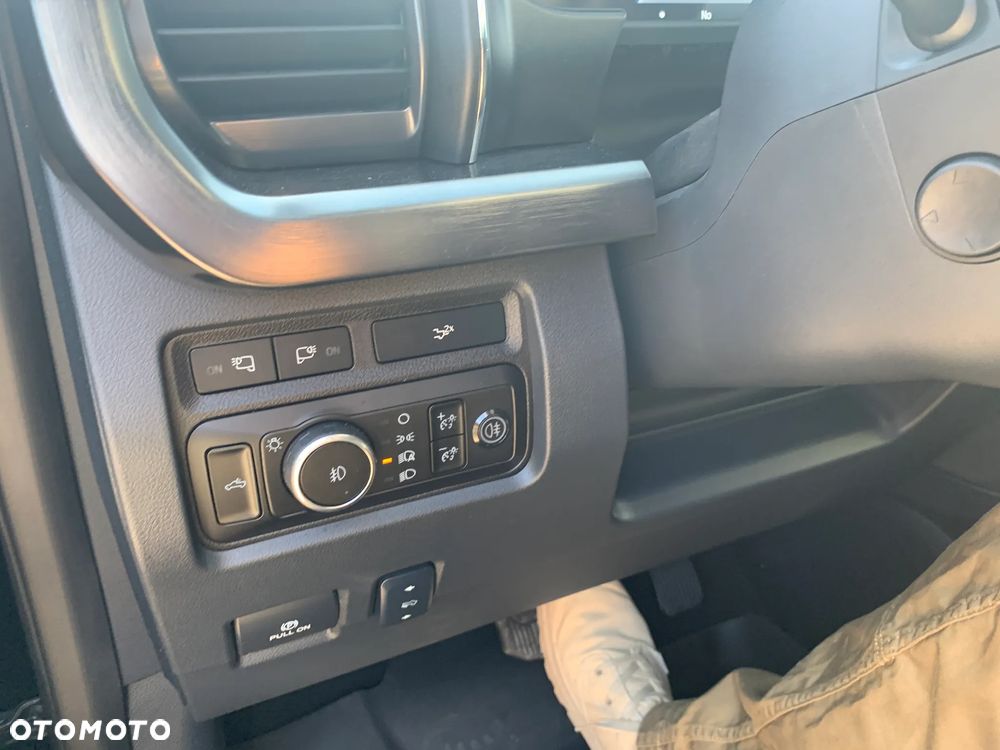 Ford F350 - 24