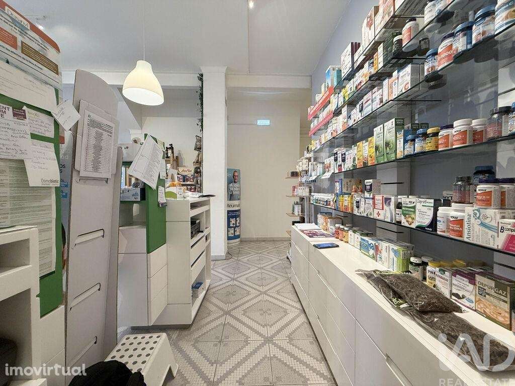 Loja / Estabelecimento Comercial em Mira de 110,00 m2 - Grande imagem: 2/29