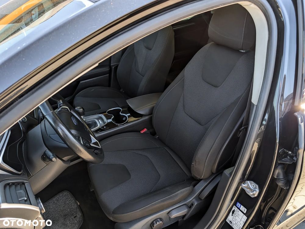 Ford Mondeo 2.0 TDCi STart-Stopp Titanium - 33