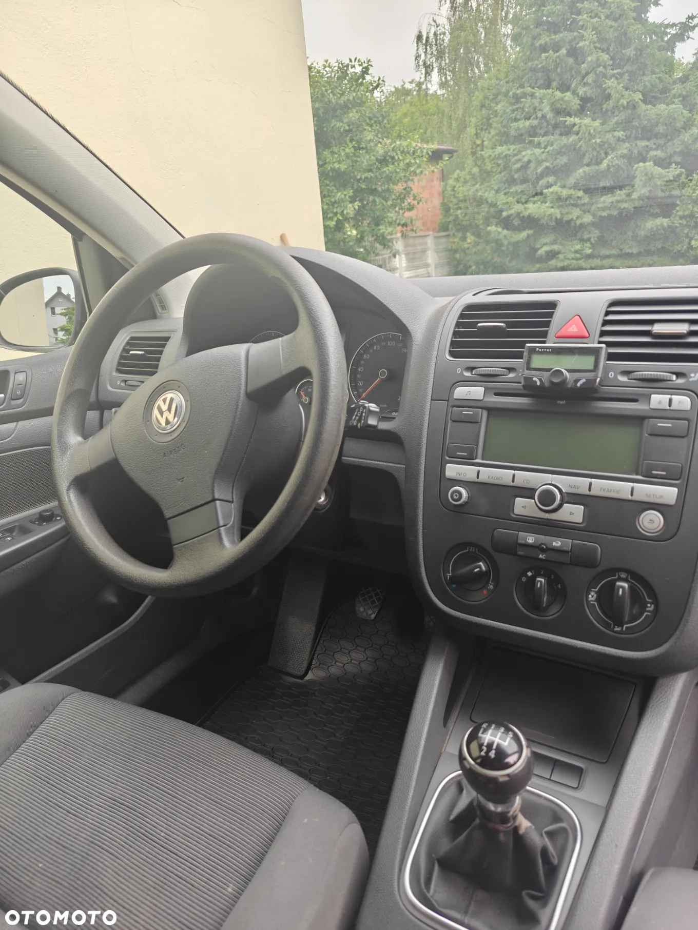 Volkswagen Golf - 11