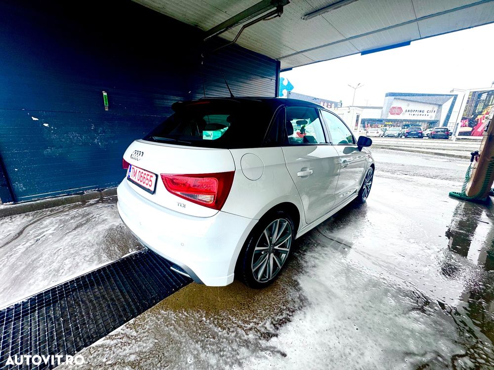 Audi A1 1.6 TDI Sportback S tronic S line Sportpaket - 5