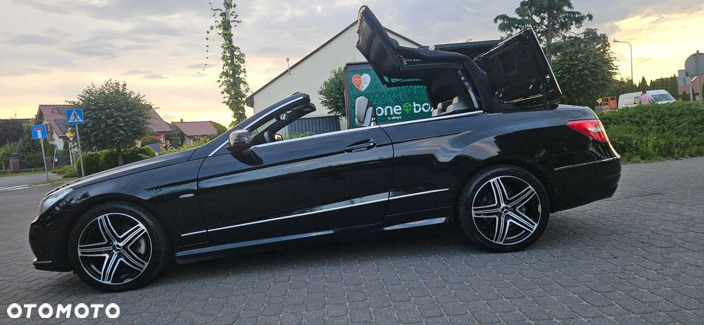Mercedes-Benz Klasa E 200 CGI BlueEFFICIENCY Automatik Avantgarde - 17