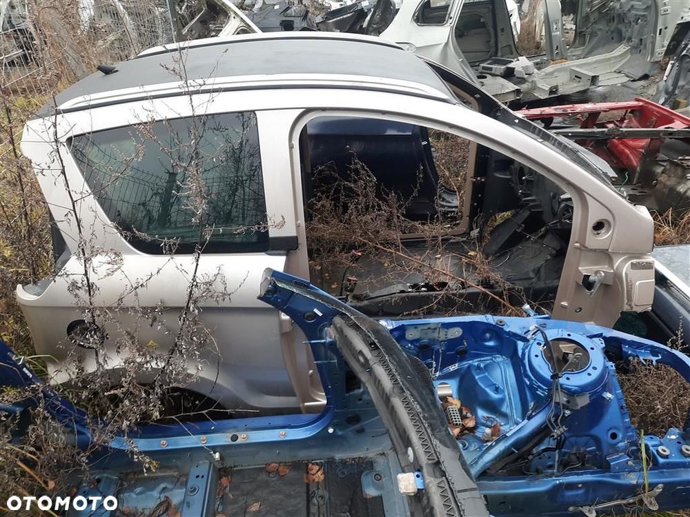 Kabina KAROSERIA BŁOTNIK DACH Microcar M.GO 2008-2015 - 1