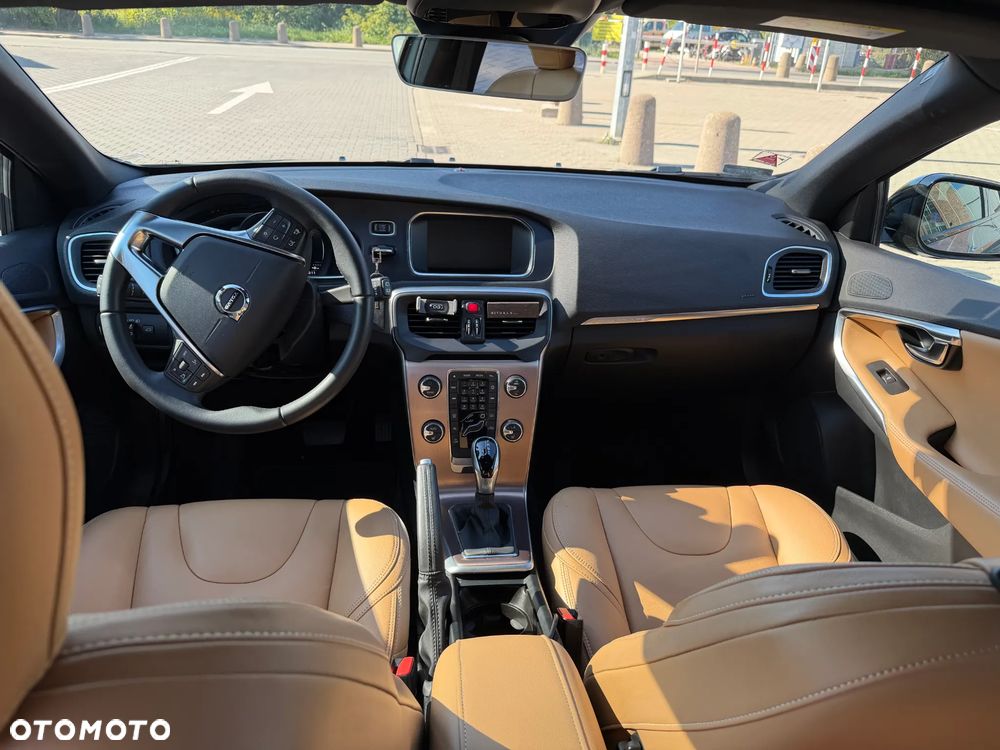 Volvo V40 D3 Drive-E Summum - 6