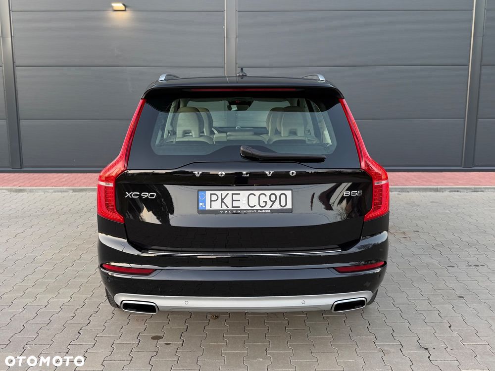 Volvo XC 90 D5 AWD Momentum 7os - 7
