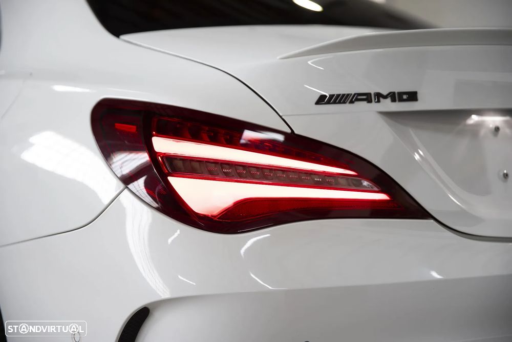 Mercedes-Benz CLA 45 AMG 4Matic Speedshift DCT 7G Night Edition - 17