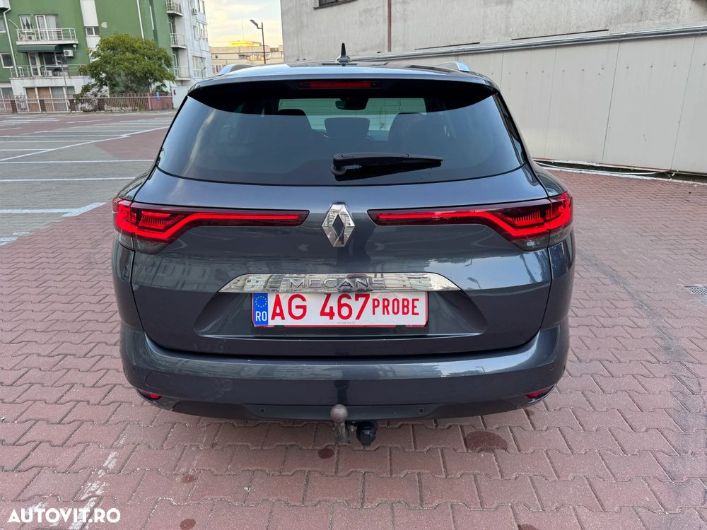 Renault Megane TCe 140 GPF EDC INTENS - 39