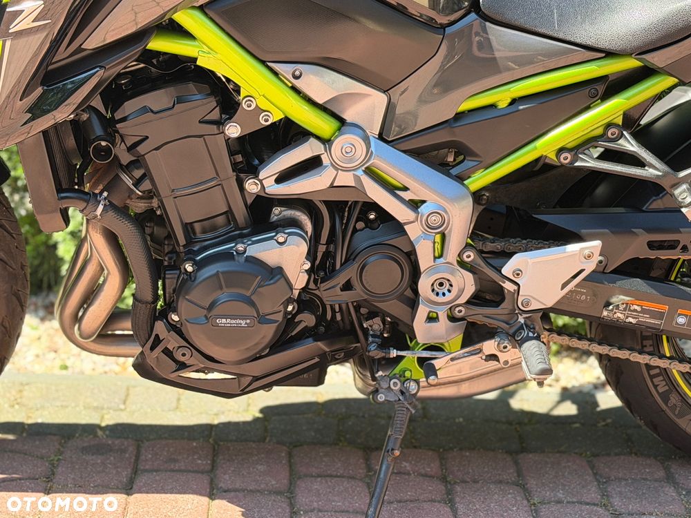 Kawasaki Z 900 - 16
