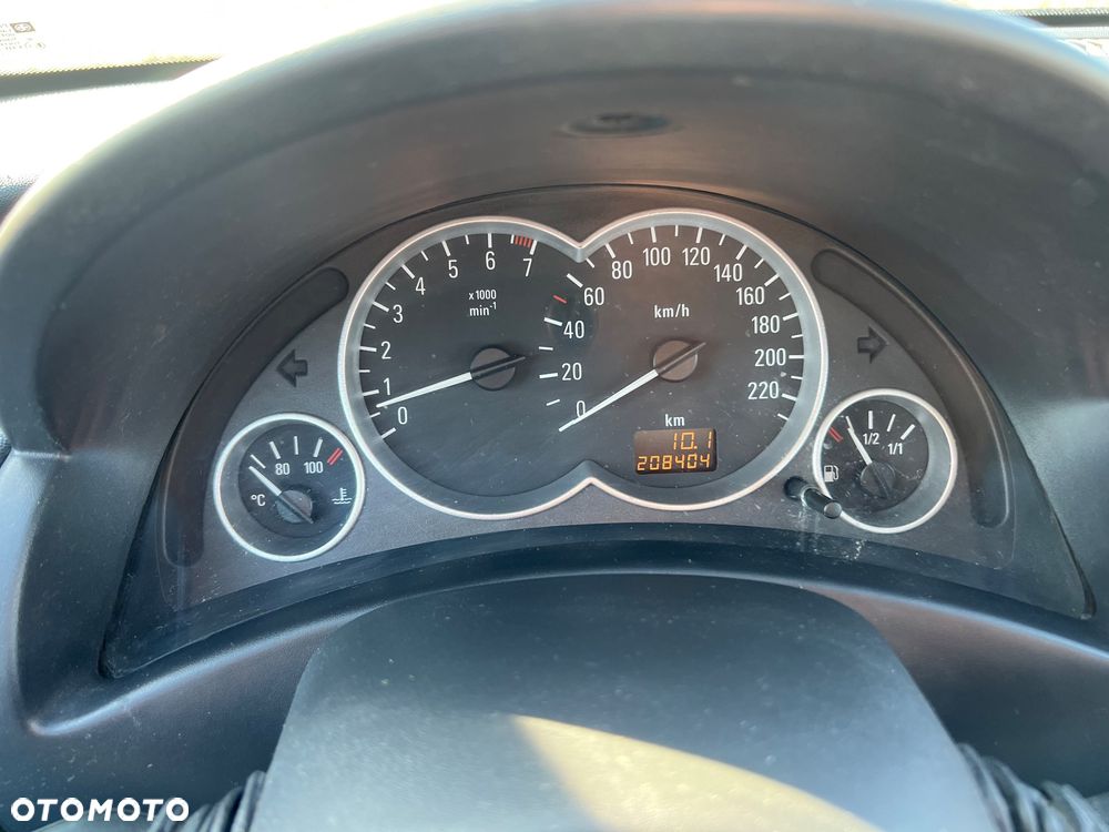 Opel Corsa 1.2 16V Edition - 9